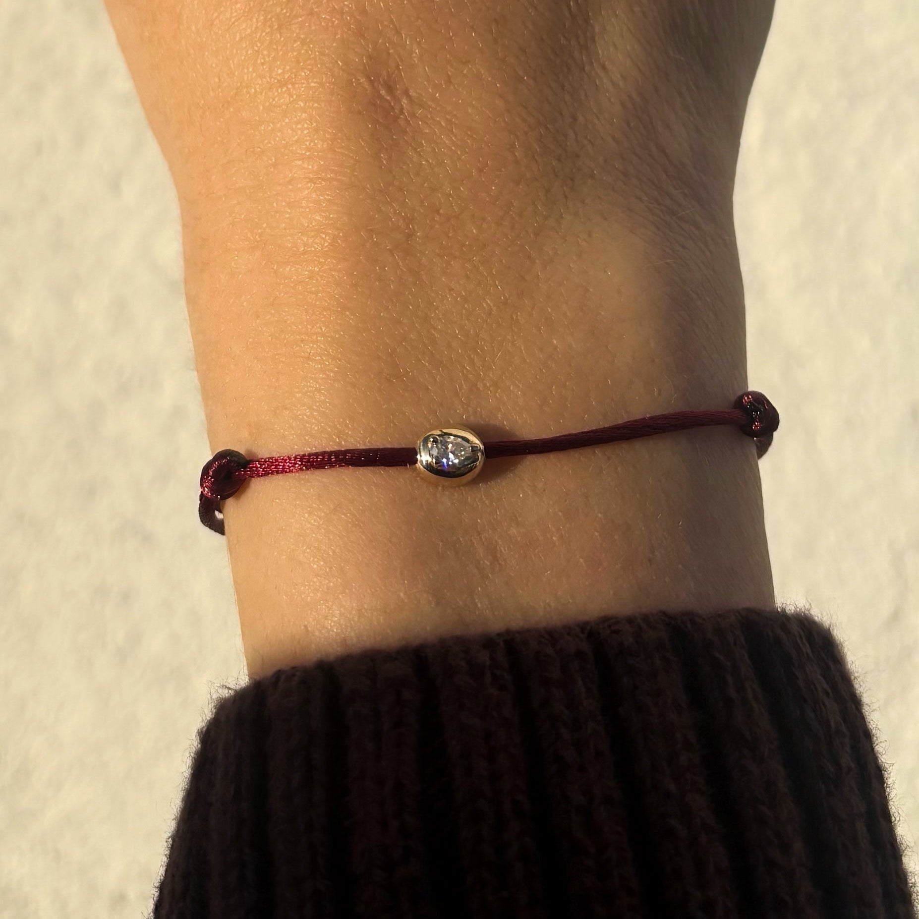 0.10ct Pear Diamond Fig Bracelet